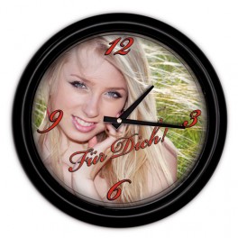 Horloge murale avec couvercle